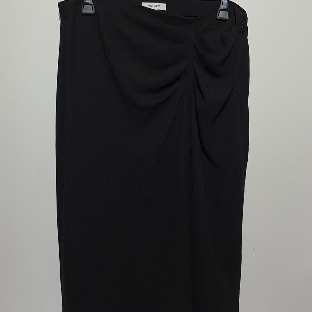 Nine West Women's Black Ruched Front Side Zip Solid Midi Pencil Skirt Medium